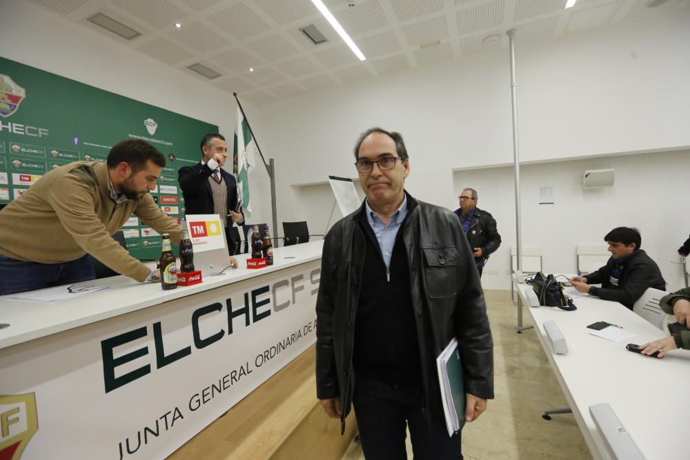 El Elche intenta retrasar la compra del crédito del IVF y sigue sin mostrar el aval