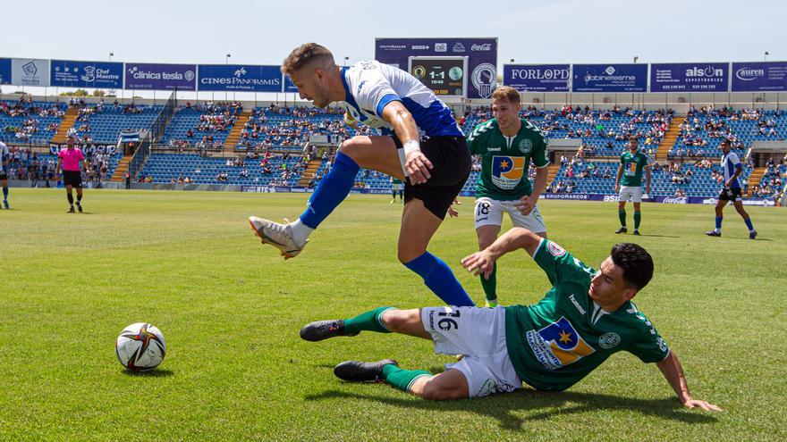 Descubre todas las imágenes del partido entre el Hércules y el Marchamalo