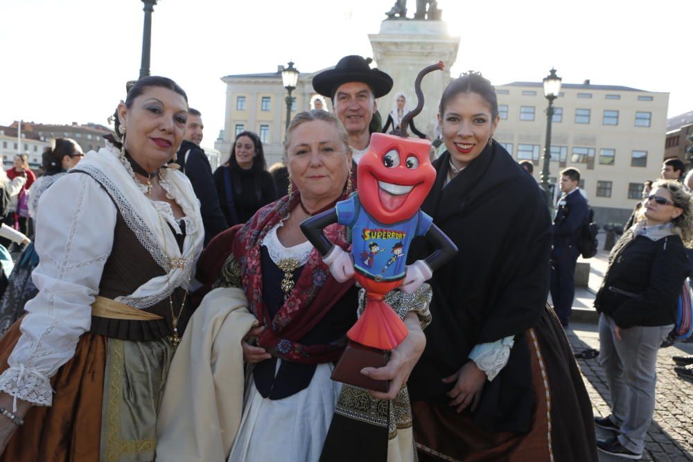 Últimos actos de la jornada promocional de las Hogueras en Göteborg