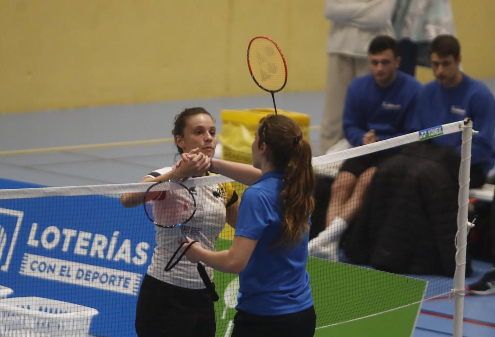 JM LOPEZ 2501/2020  Derbi de badminton entre SAN FERNANDO VALENCIA Y ALICANTE.