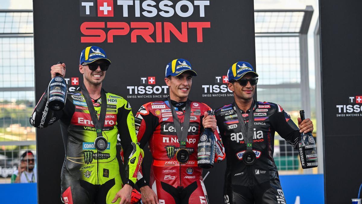 Márquez y Di Giannantonio, en la celebración de la sprint del sábado