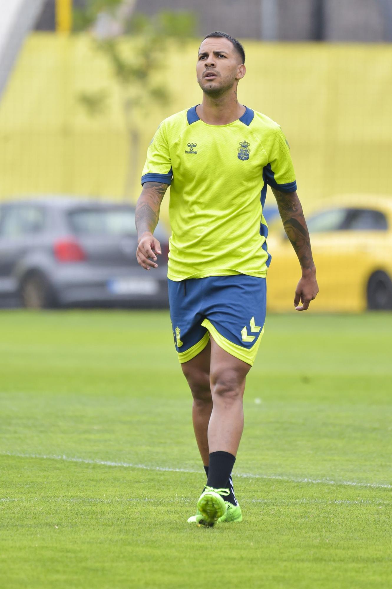 Entrenamiento de Jonathan Viera (24/08/2021)