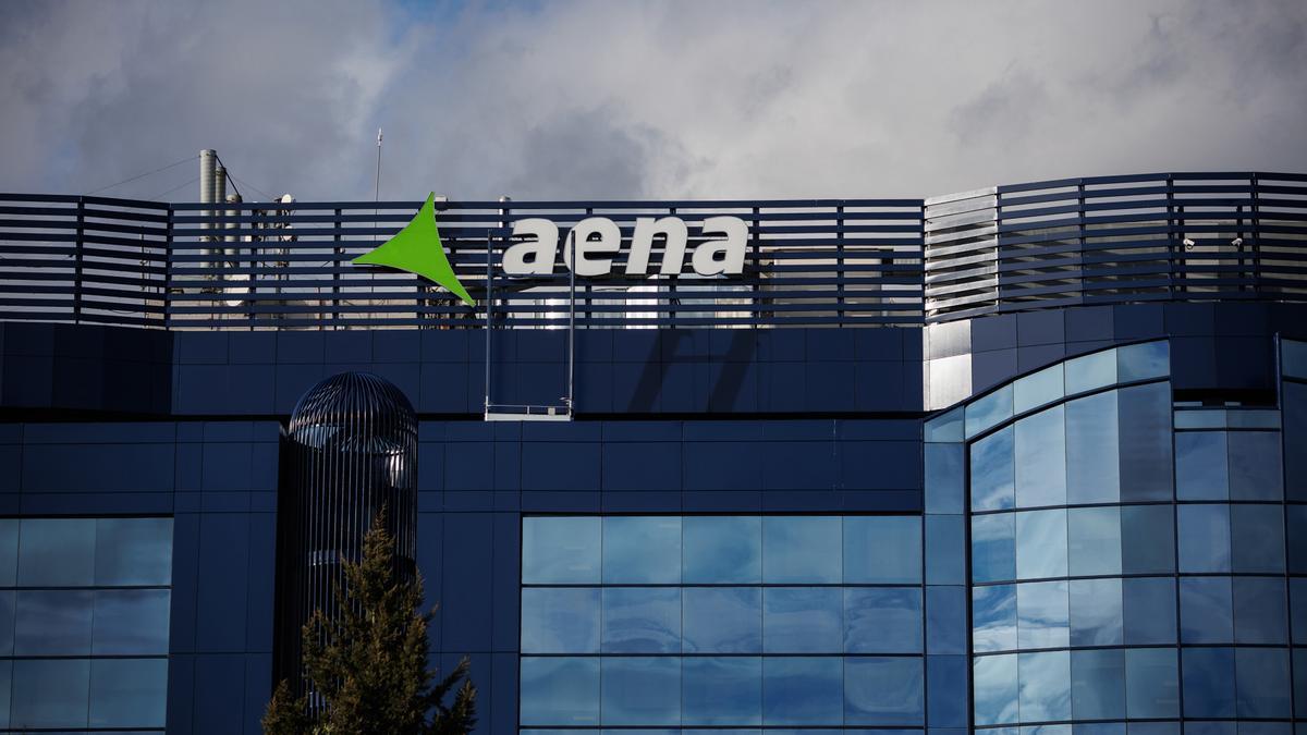 Fachada de la sede central de Aena en Madrid.