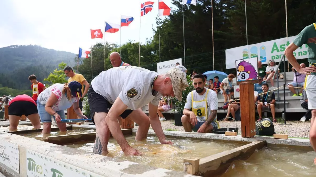 Navelgas busca oro en familia para celebrar el cuarto de siglo de su campeonato de bateo