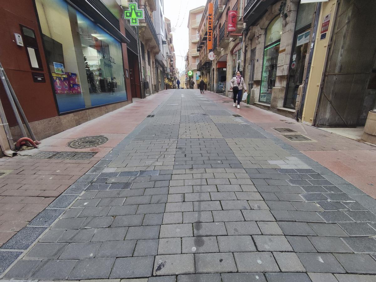 Estado del pavimento de la calle La Rúa.