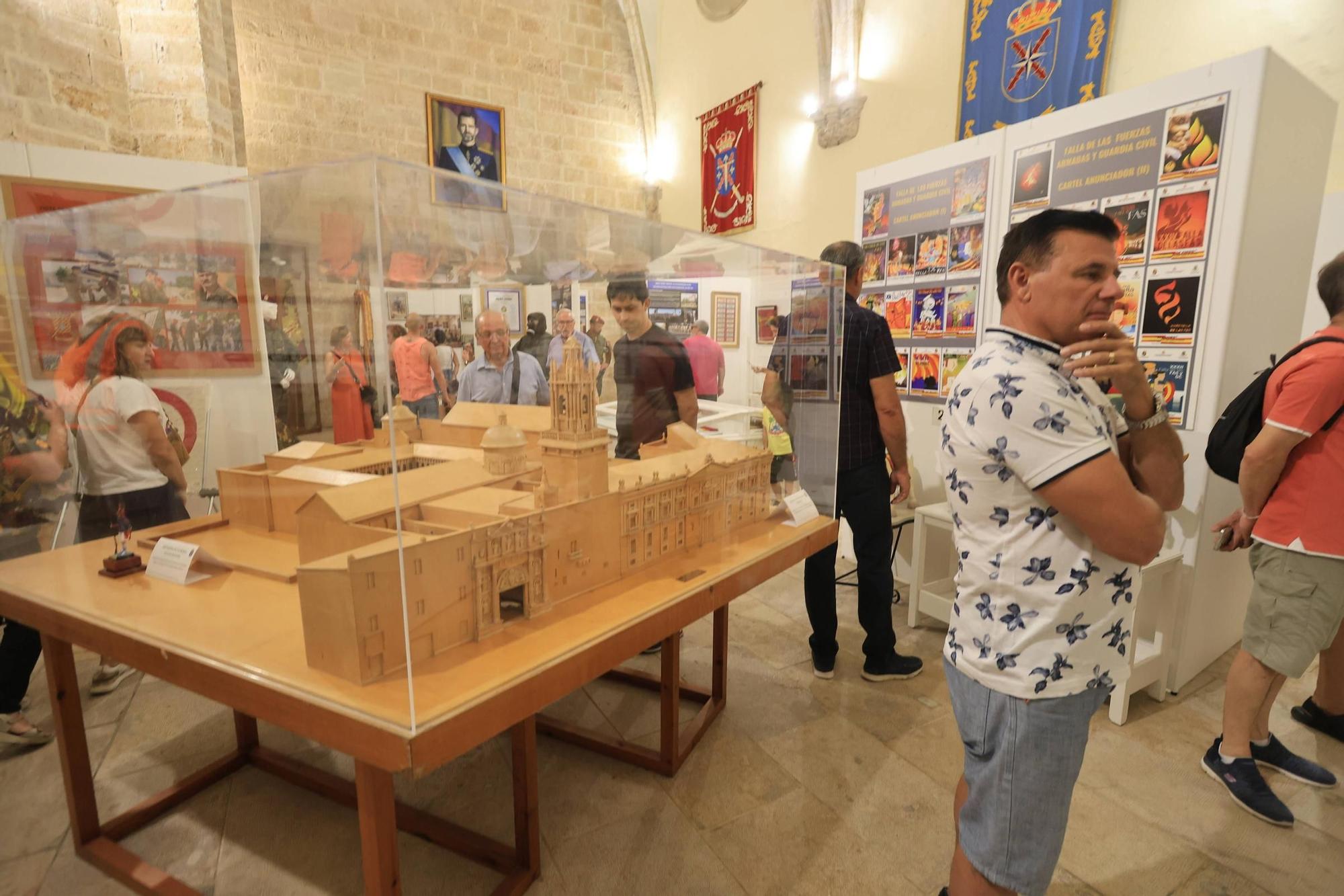 Jornada de puertas abiertas en el cuartel de Santo Domingo de València