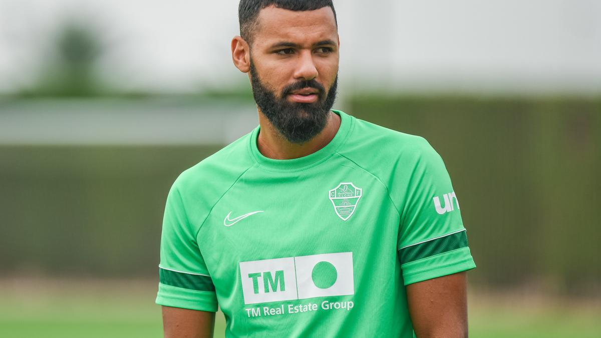 Mourad, durante un entrenamiento del Elche