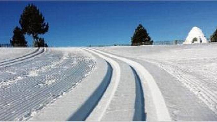 Traces per l&#039;estil clàssic a les pistes d&#039;esquí de fons de Tuixent-la Vansa, a l&#039;Alt Urgell