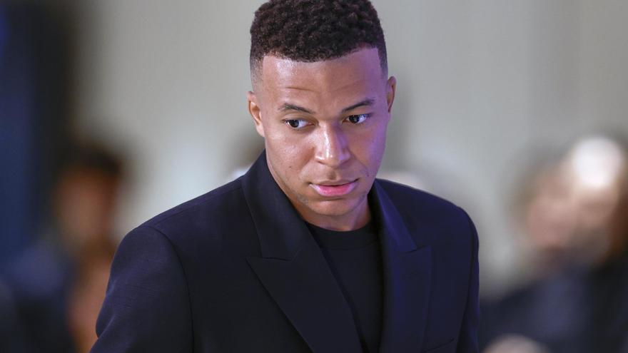 El PSG deberá pagar a Mbappé los salarios que le debe