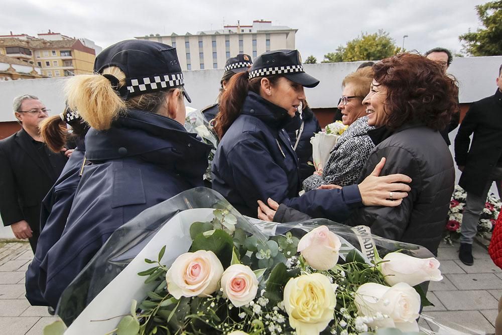 Homenaje a las policías asesinadas en 1996