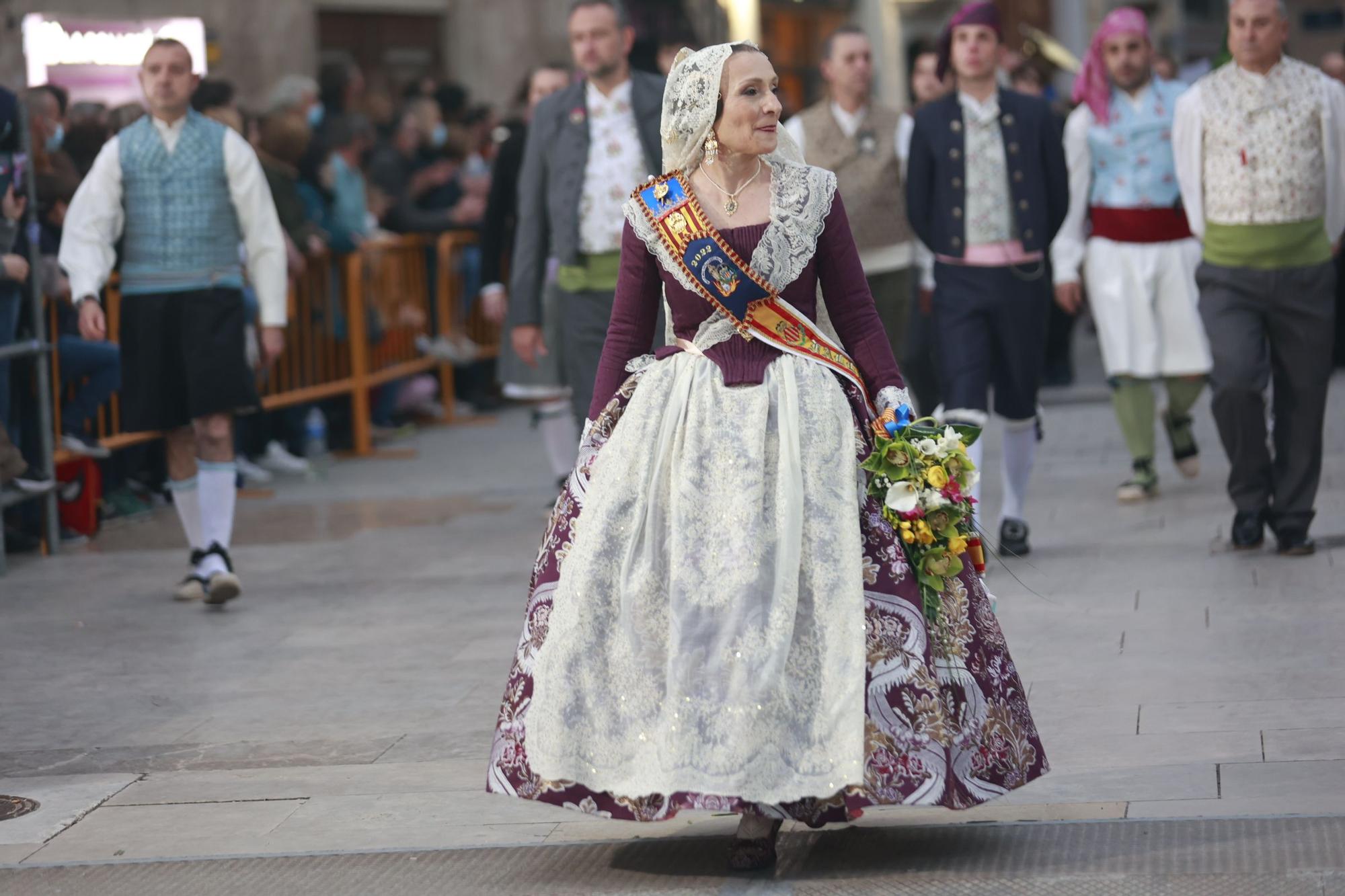 Búscate en el segundo día de ofrenda por la calle Quart (entre las 19:00 a las 20:00 horas)