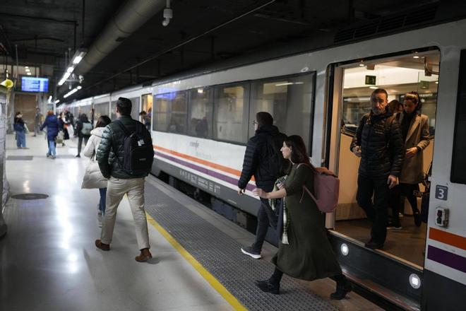 "Cada mañana está llena de vidas que se cruzan: alcemos la mirada"
