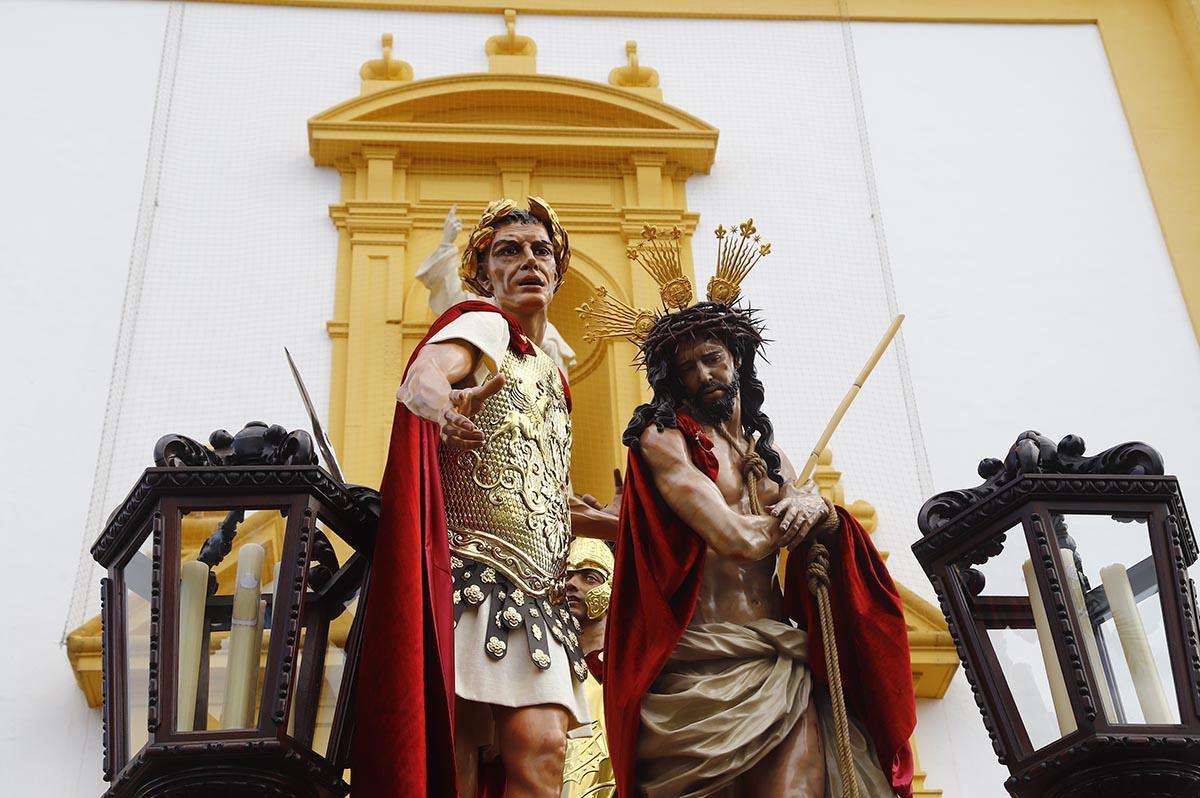 La salida procesional dela Presentación al pueblo de Jesús de los Afligidos, en imágenes La salida procesional dela Presentación al pueblo de Jesús de los Afligidos, en imágenes