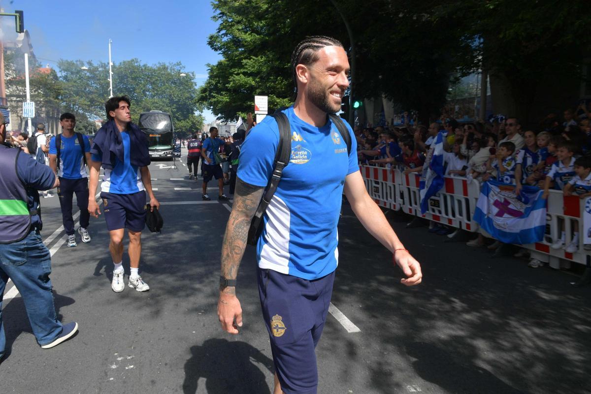 Llegada de los jugadores a Riazor