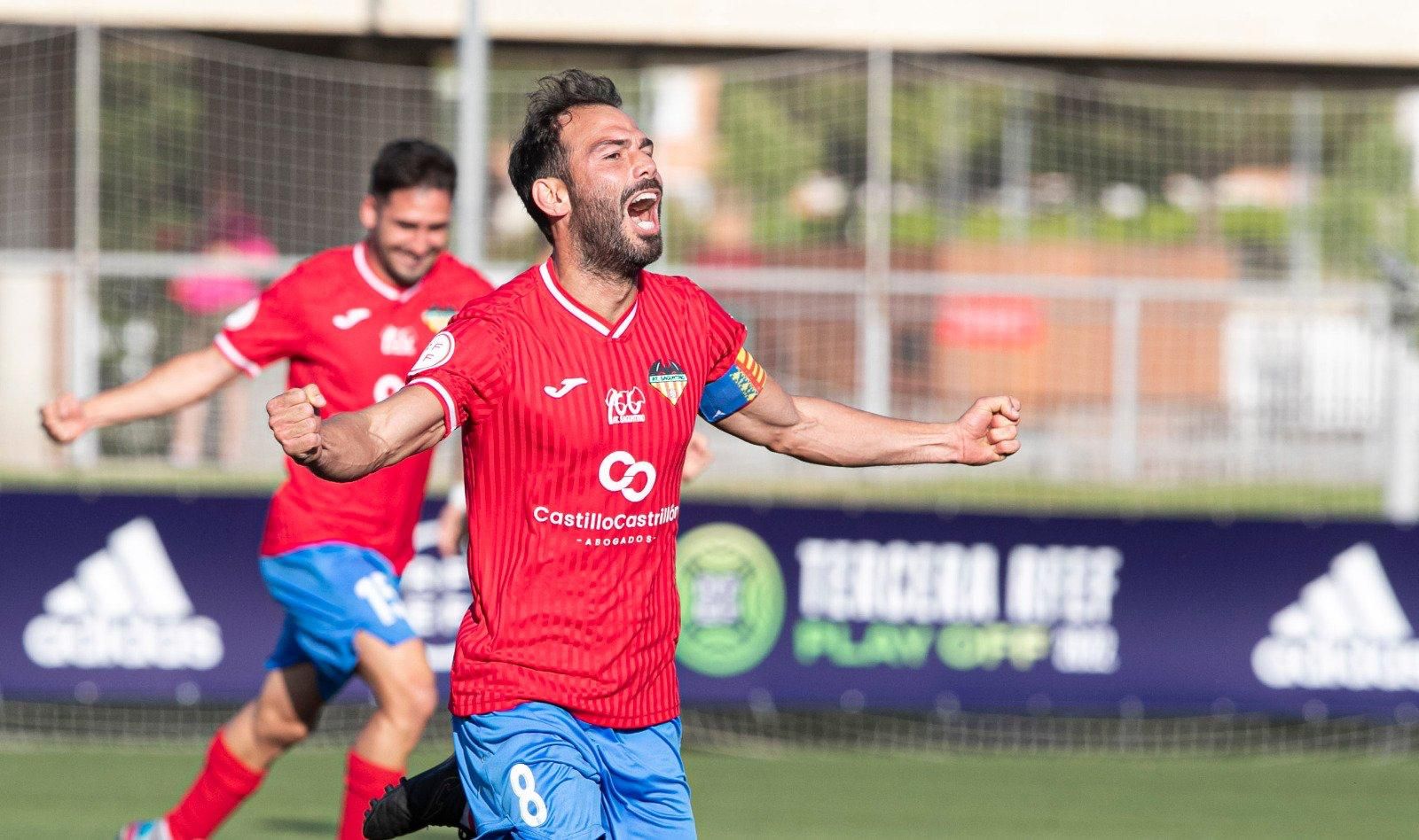 El Saguntino logra frente al Escobedo el ascenso a 2ª División.