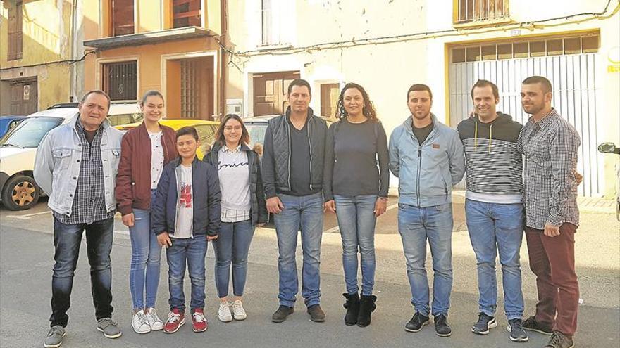 Las Fallas de la Vall crecen con el nacimiento de su octava comisión