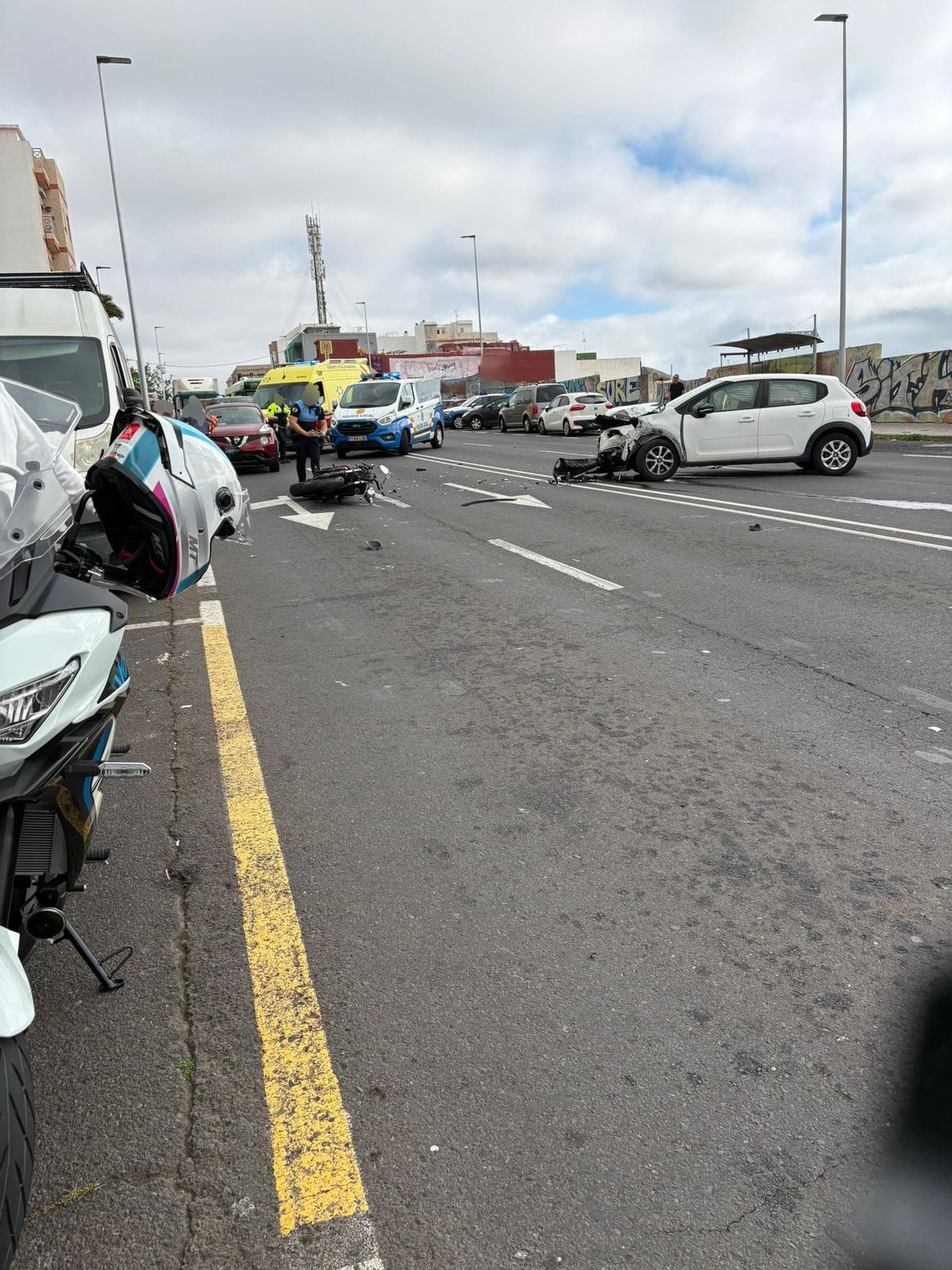 Los equipos de emergencia en el lugar.