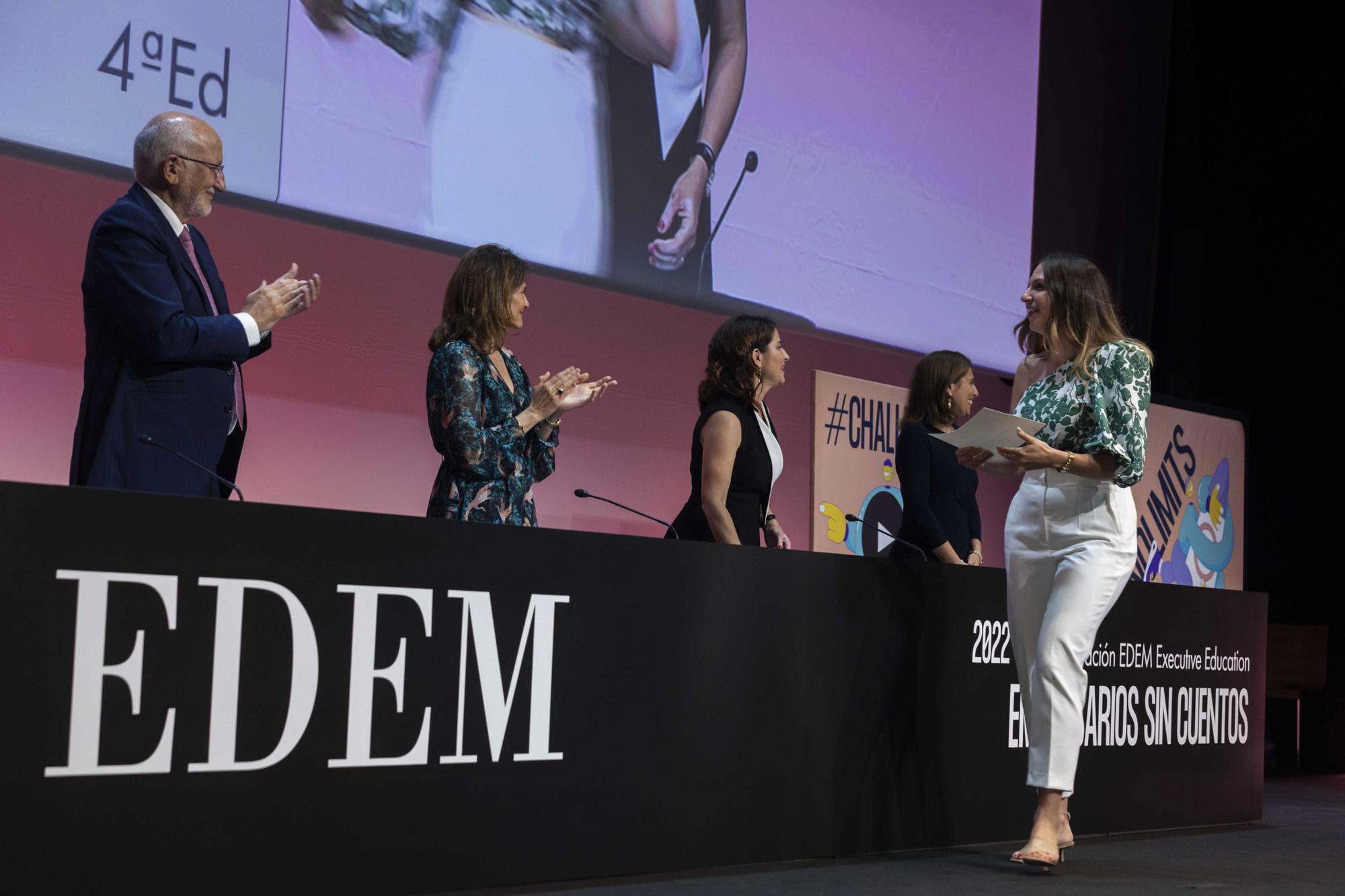 Graduación alumnos EDEM Escuela de Empresarios 2022 en València