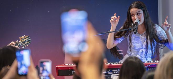 Joaquina enamora als Secret Shows de Les Nits Occident