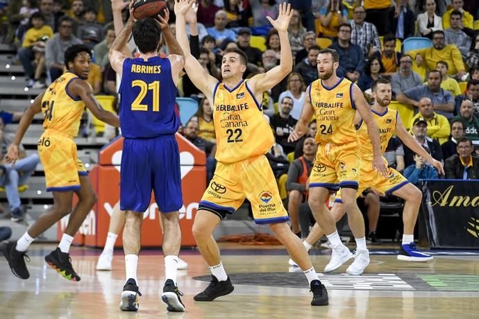 09-02-20 DEPORTES. PABELLON GRAN CANARIA ARENAS. SIETE PALMAS. LAS PALMAS DE GRAN CANARIA. Partido de baloncesto entre los equipos del Herbaife GC y el Barcelona.    Fotos: Juan Castro.