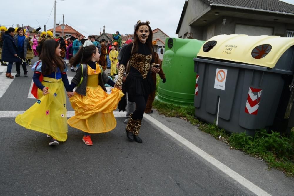 Aldán y Moaña celebran el final del Carnaval. // G. Núñez