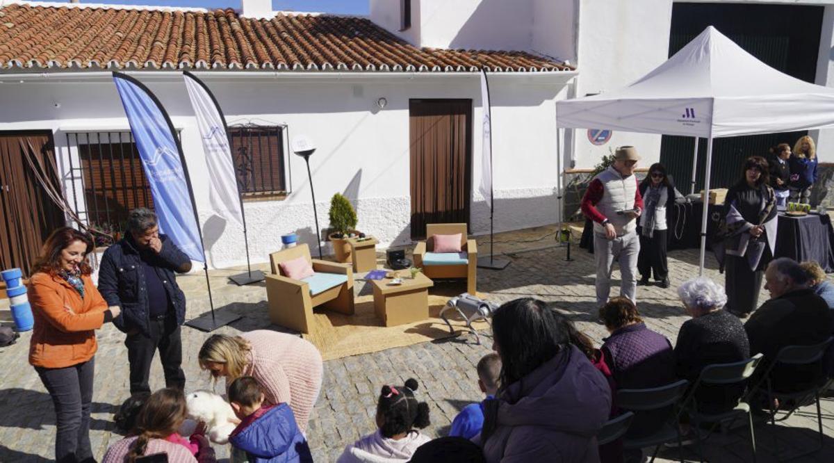 Vecinos participantes en Pujerra.