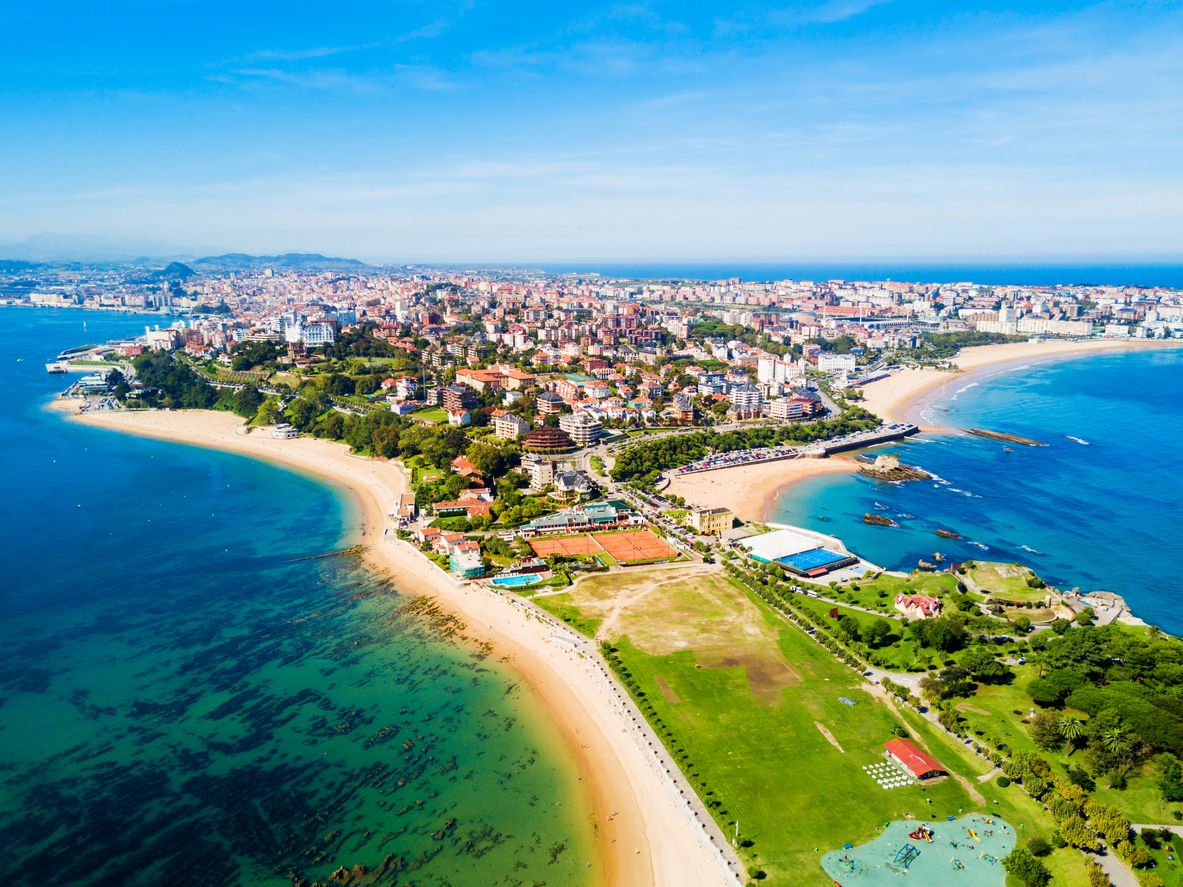 Es una de las ciudades más señoriales del norte de España.