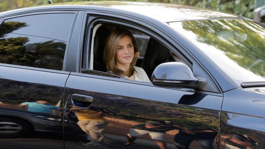 La Reina Letizia, a la llegada de los Monarcas al colegio.