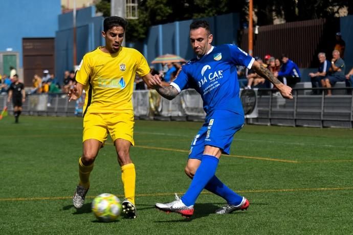 25-01-20  DEPORTES. CAMPOS DE FUTBOL DE LA ZONA DEPORTIVA DEL PARQUE SUR EN MASPALOMAS. MASPALOMAS. SAN BARTOLOME DE TIRAJANA.  Partido de futbol entre los equipos del San Fernando de Maspalomas y el Vera disutado en el Campo de Futbol del San Fernando de Maspalomas en la zona deportiva del Parque Sur de Maspalomas.  Fotos: Juan Castro  | 26/01/2020 | Fotógrafo: Juan Carlos Castro