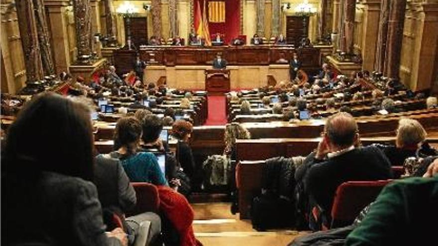 El Parlament, durant el primer dia del ple monogràfic contra la pobresa.