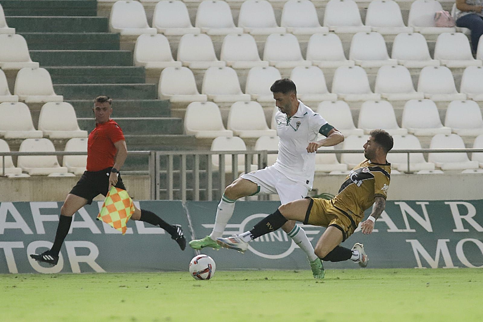 El Córdoba de Segunda se presenta ante su afición
