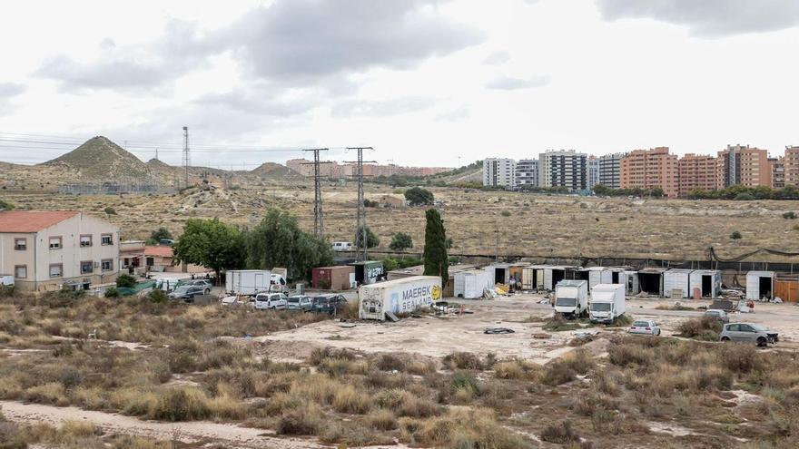 El terreno incendiado en el camino de Alcoraya, fo