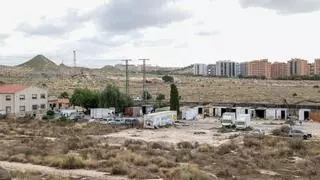 El terreno incendiado en el camino de Alcoraya de Alicante, foco de actividad ilegal en suelo rústico