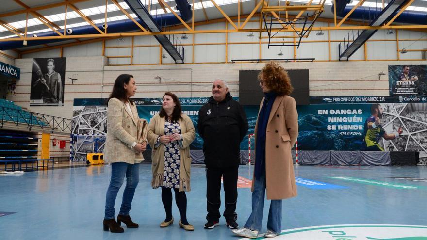 María Ramallo, Araceli Gestido, Eugenio González y Loli Hermelo, ayer en O Gatañal. | G.Núñez