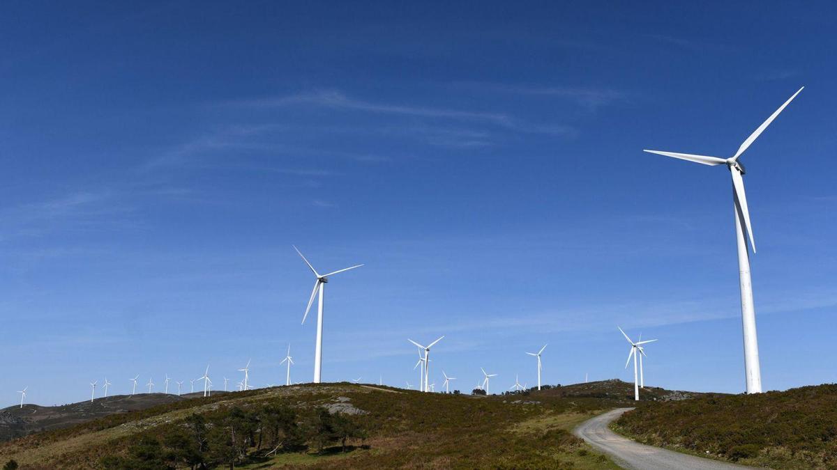 Aerogeneradores de un parque eólico en Galicia.