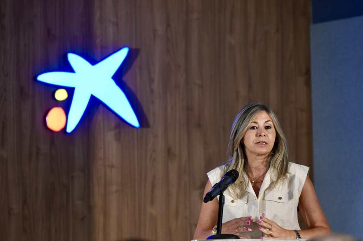 «El 87% de la superficie agrícola murciana ya está modernizada y se reutiliza el 98% del agua tratada, pero el gran reto del sector es volver a enamorar a los jóvenes para asegurar el relevo generacional.»