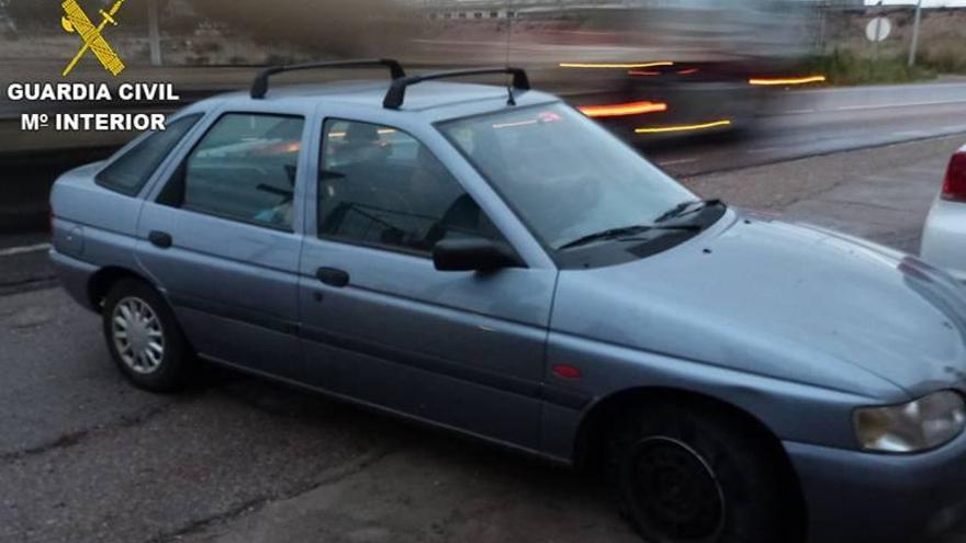 Vecinos de Almassora ayudan a localizar un coche robado