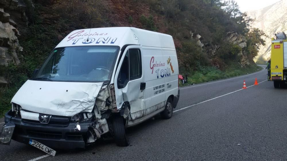 Fallece una mujer en un accidente de tráfico en Salas