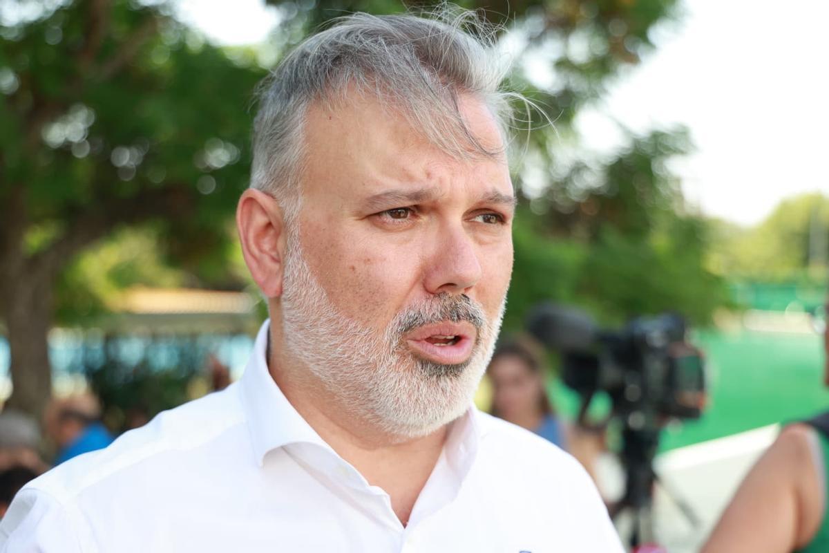 FOTOGALERÍA | Las imágenes del tercer día del incendio en Jarilla