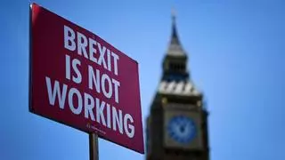 Tres años de Brexit: Un "error" que cuesta 100.000 millones de libras anuales