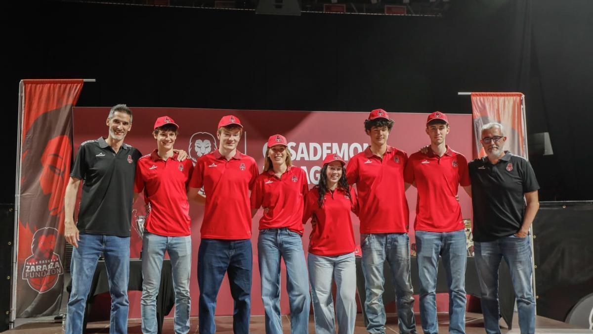 Algunos de los representantes de la cantera del Casademont