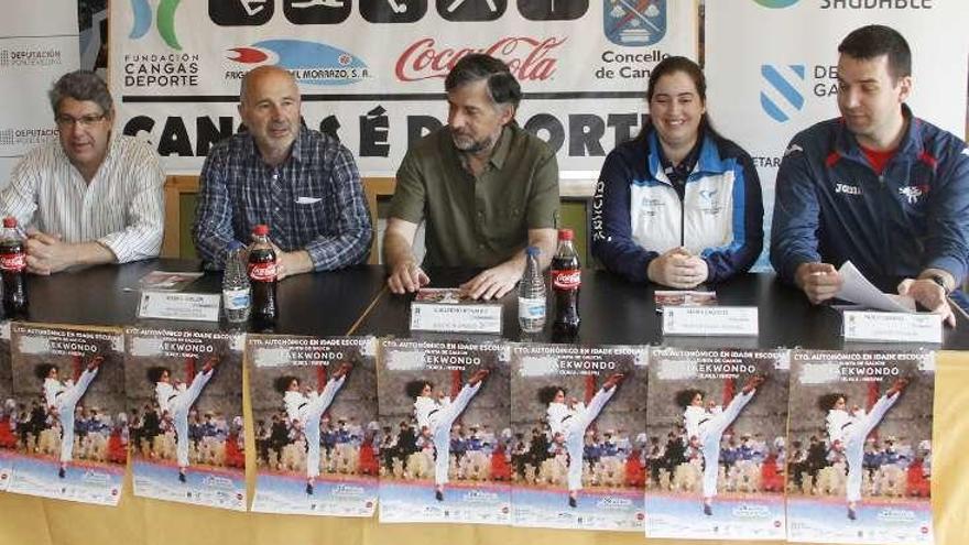 La presentación de ayer en la Fundación Cangas Deporte. // S.Á.