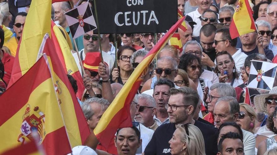 Oleada canaria en defensa de la integridad territorial