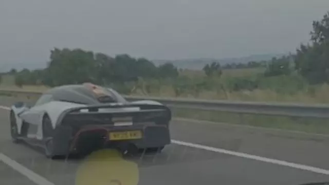 Aston Martin fa proves amb un cotxe d'un milió d'euros pel Bages