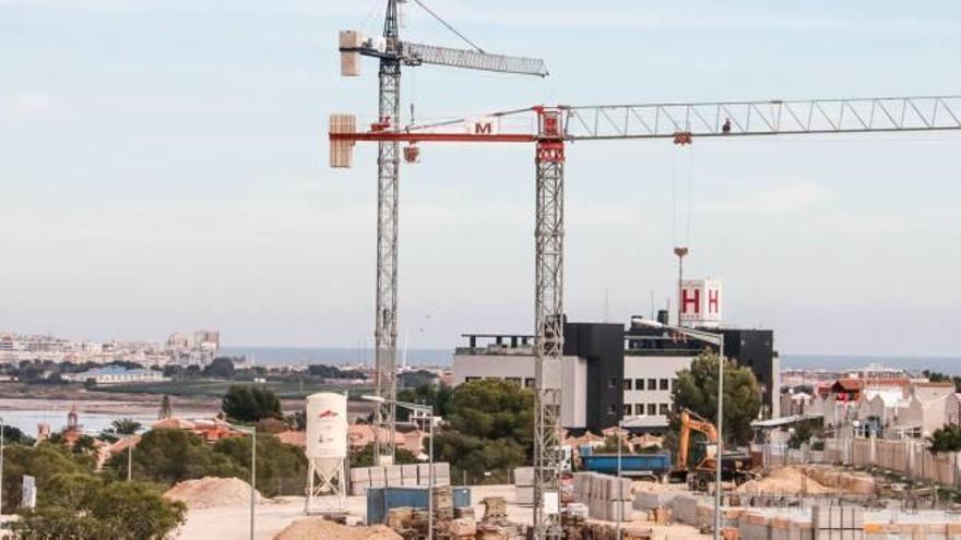 Las licencias de construcción suben un 45% en Torrevieja