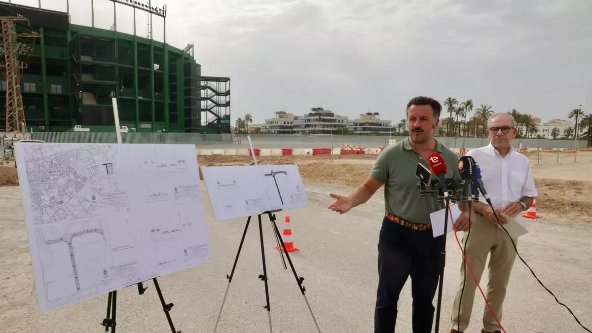 El bipartito de Elche se desvincula del conflicto en el sector E-24 y se ofrece a desencallarlo
