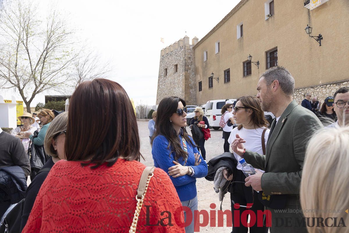 La vicaría de Cartagena, la UCAM, junto a asociaciones y peregrinos de toda España se ponen a los pies de la Vera Cruz