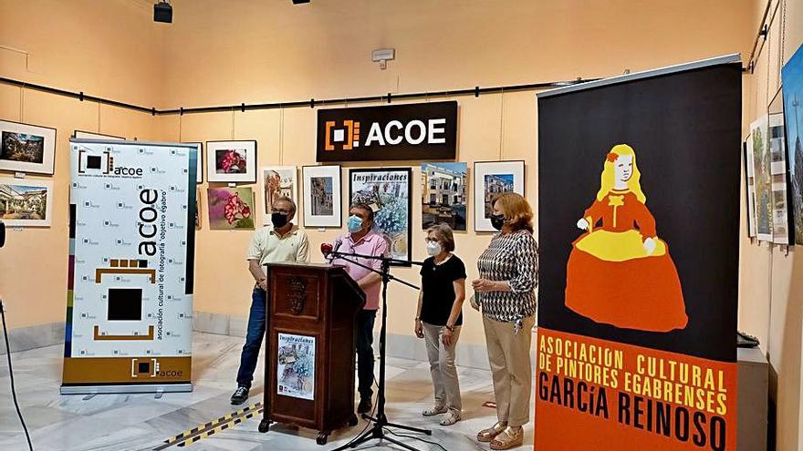 Inauguración de la muestra en la capilla del Antiguo Asilo.