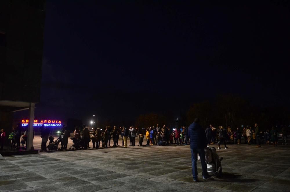 El Circo de Navidad enamora a Vilagarcia