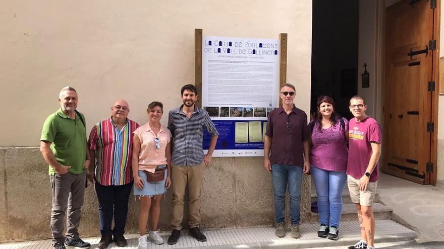 Els alcaldes de Vall de Gallinera i la localitat Puigpunyent de Mallorca